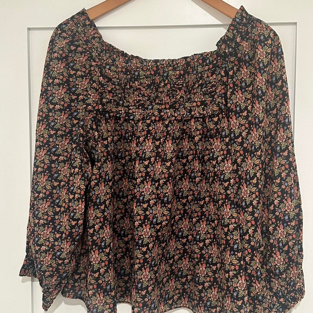 Doen Agotha Top - Noir Forest Floral NWT